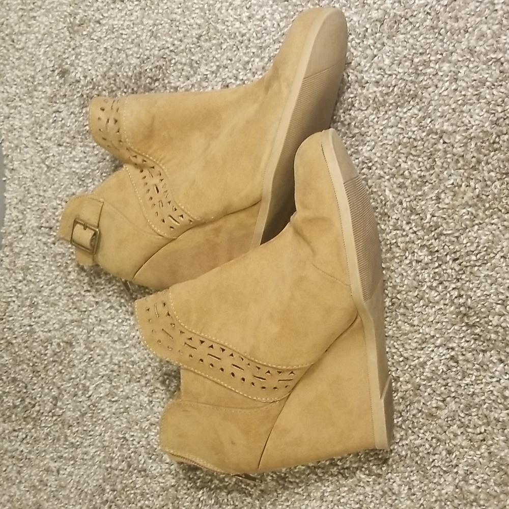 Maurices tan wedge booties. Size 7.5